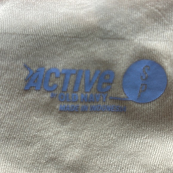 Women’s small old navy athletic shorts - Picture 4 of 4